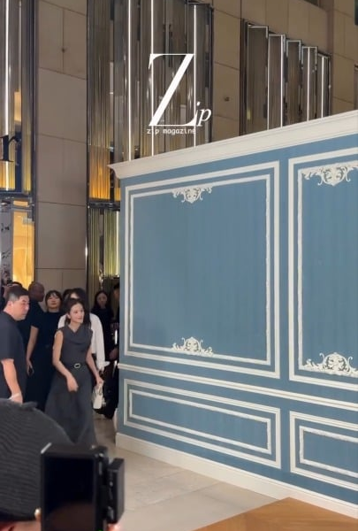 260521 Jisoo arrives @ Dior Pop-Up at LANDMARK in Hong Kong