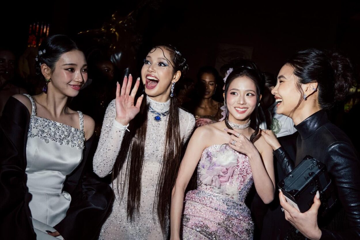 260506 poupayphoto IG Update w/ Jisoo, Lisa, Karina & Hoyeon