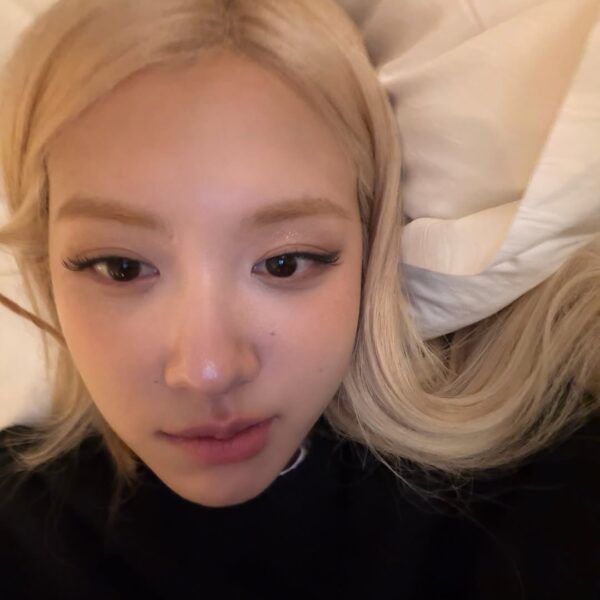 Rosé instagram update