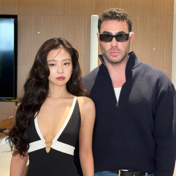 260528 sam__woolf IG Update w/ Jennie