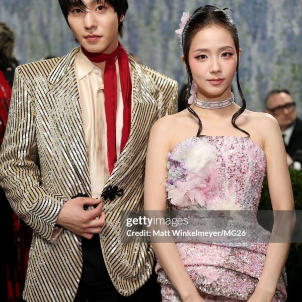 260504 Jisoo w/ Ahn Hyo-seop at the Met Gala 2026