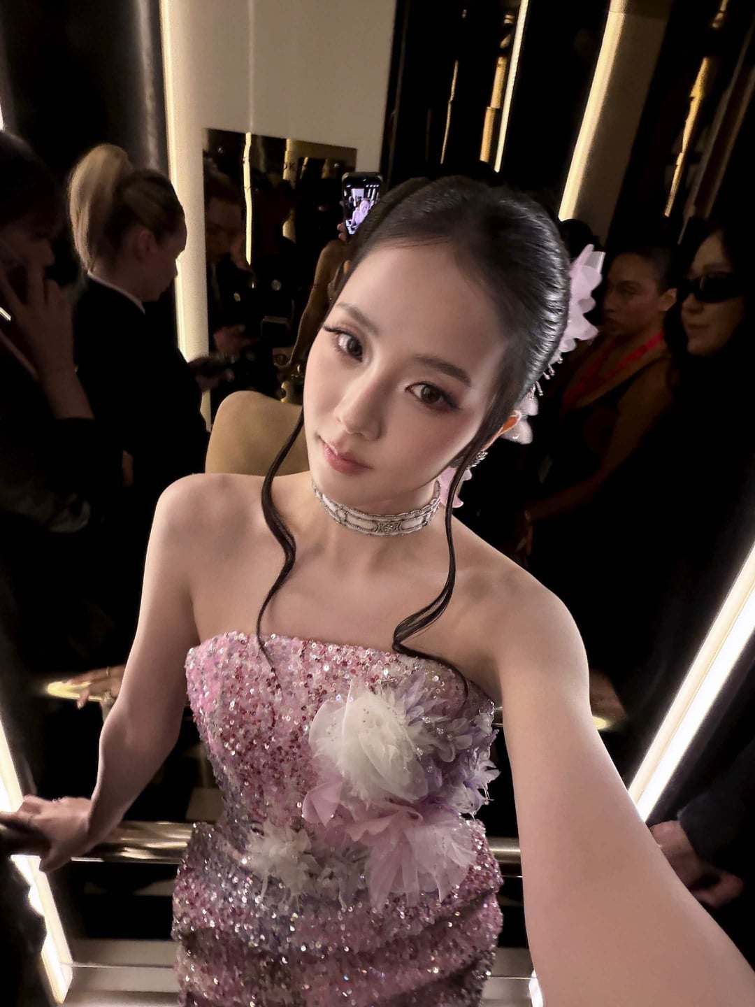 260507 Jisoo Weibo update
