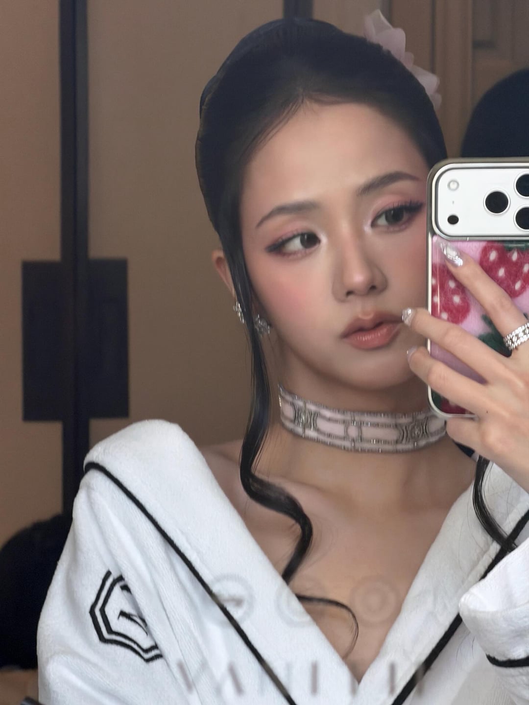 260507 Jisoo IG Update
