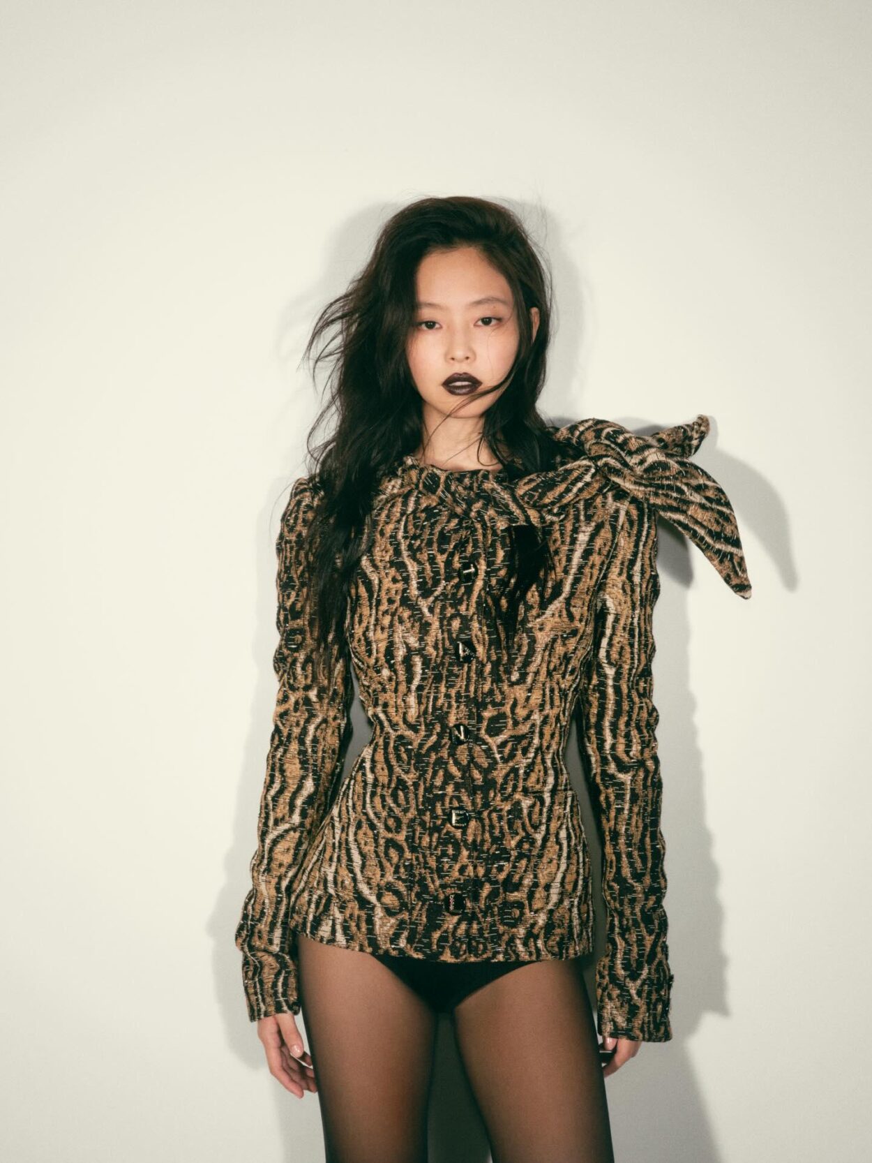 260524 sam__woolf IG Update w/ Jennie
