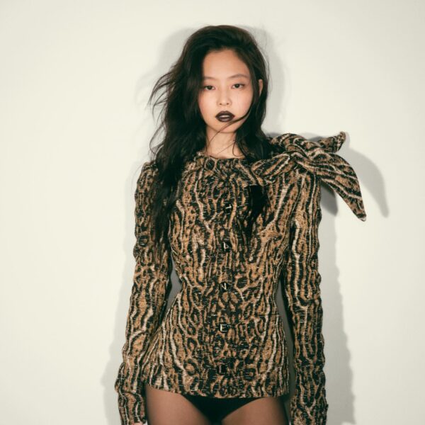 260524 sam__woolf IG Update w/ Jennie