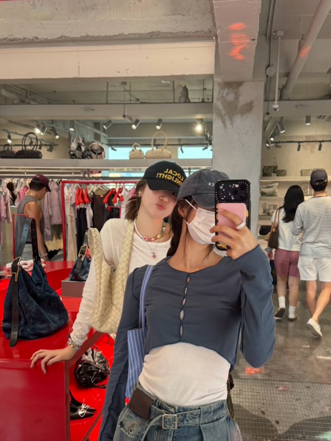 260524 thanaerngnin IG Update w/ Lisa