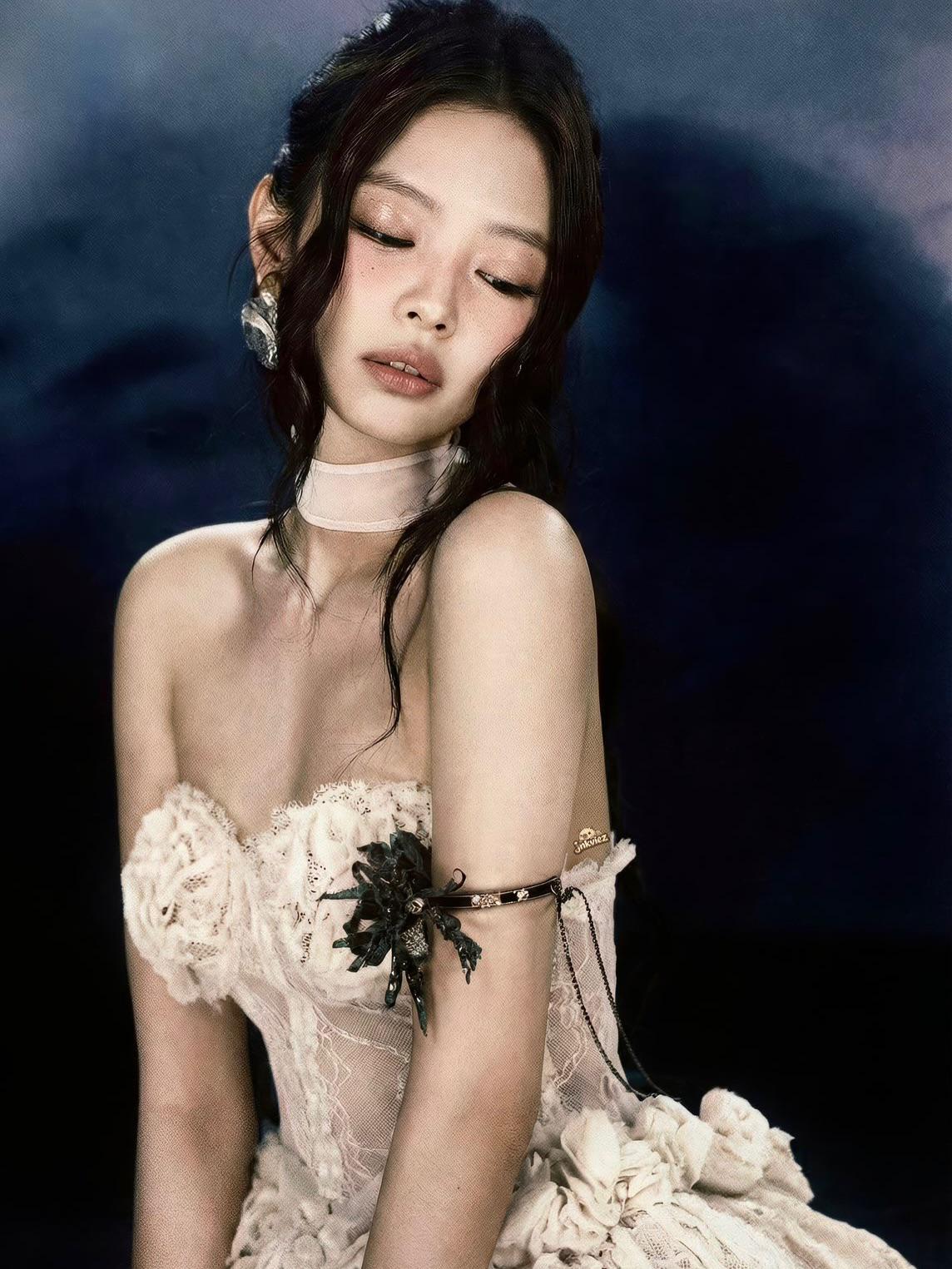 Jennie for DEADLINE ALBUM CONCEPT