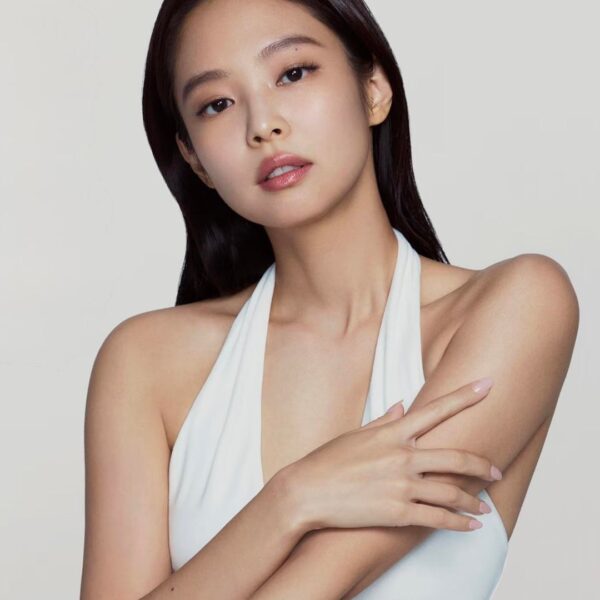 260520 Jennie x Vaseline