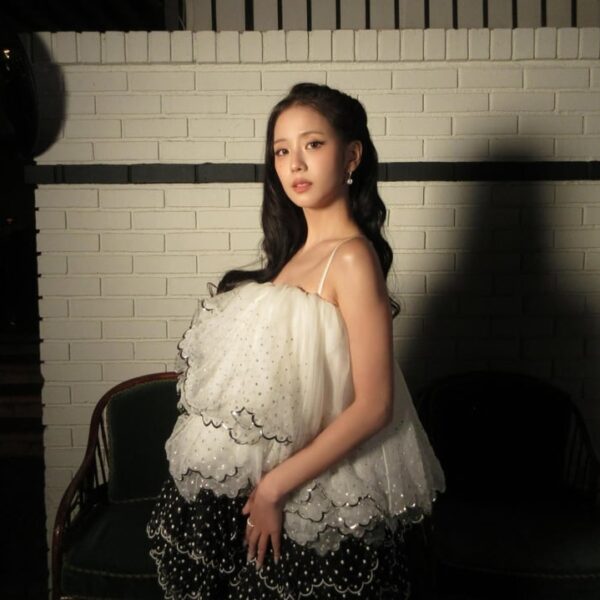260514 Jisoo IG Update