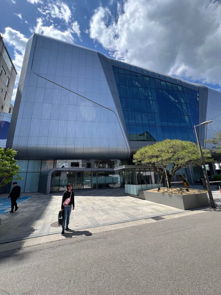 20260509 YG Entertainment Visit